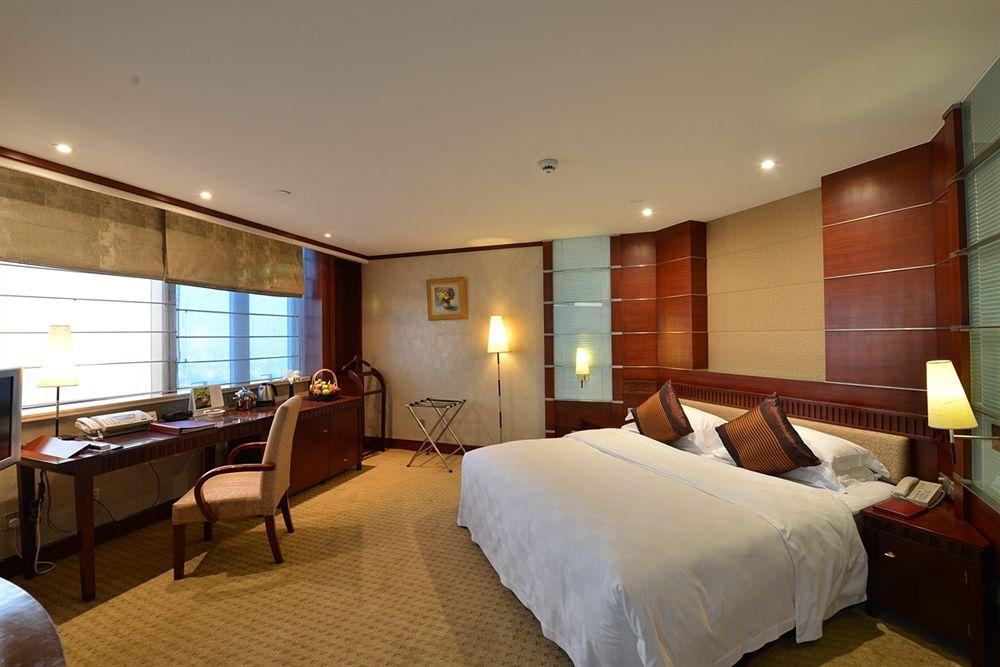 Luxemon Pudong Shanghai