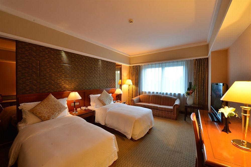 Luxemon Pudong