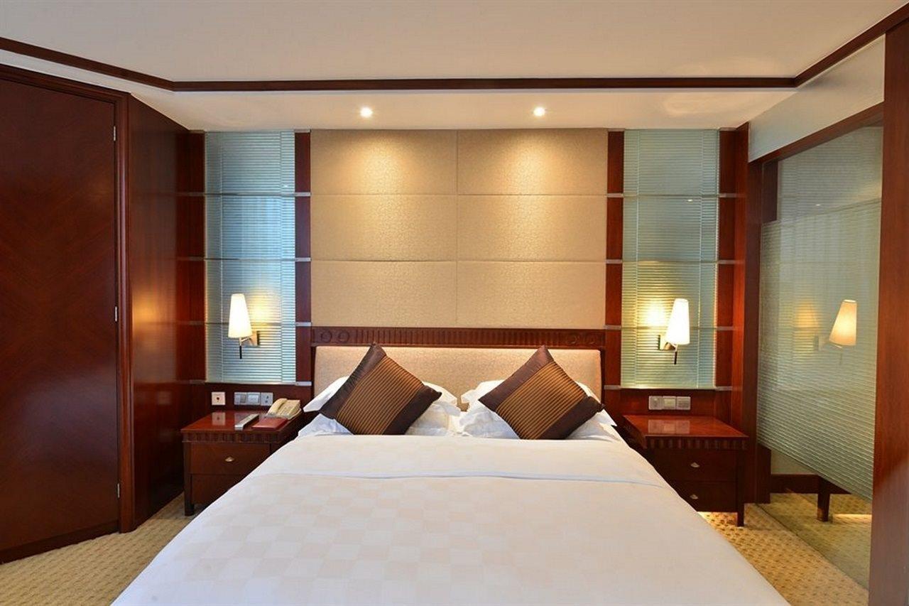 Luxemon Pudong Hotel