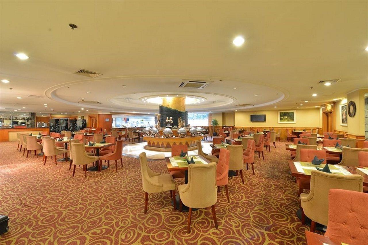 Luxemon Pudong 4*