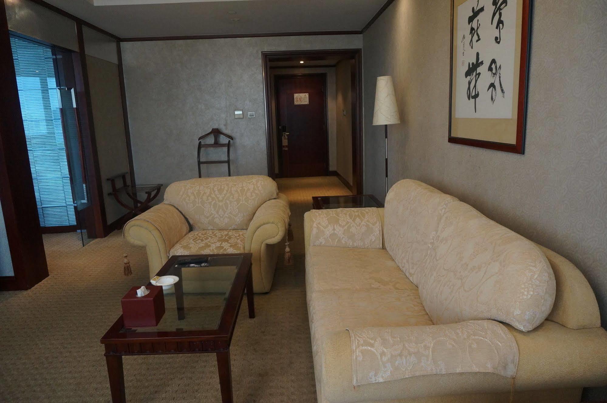 Luxemon Pudong