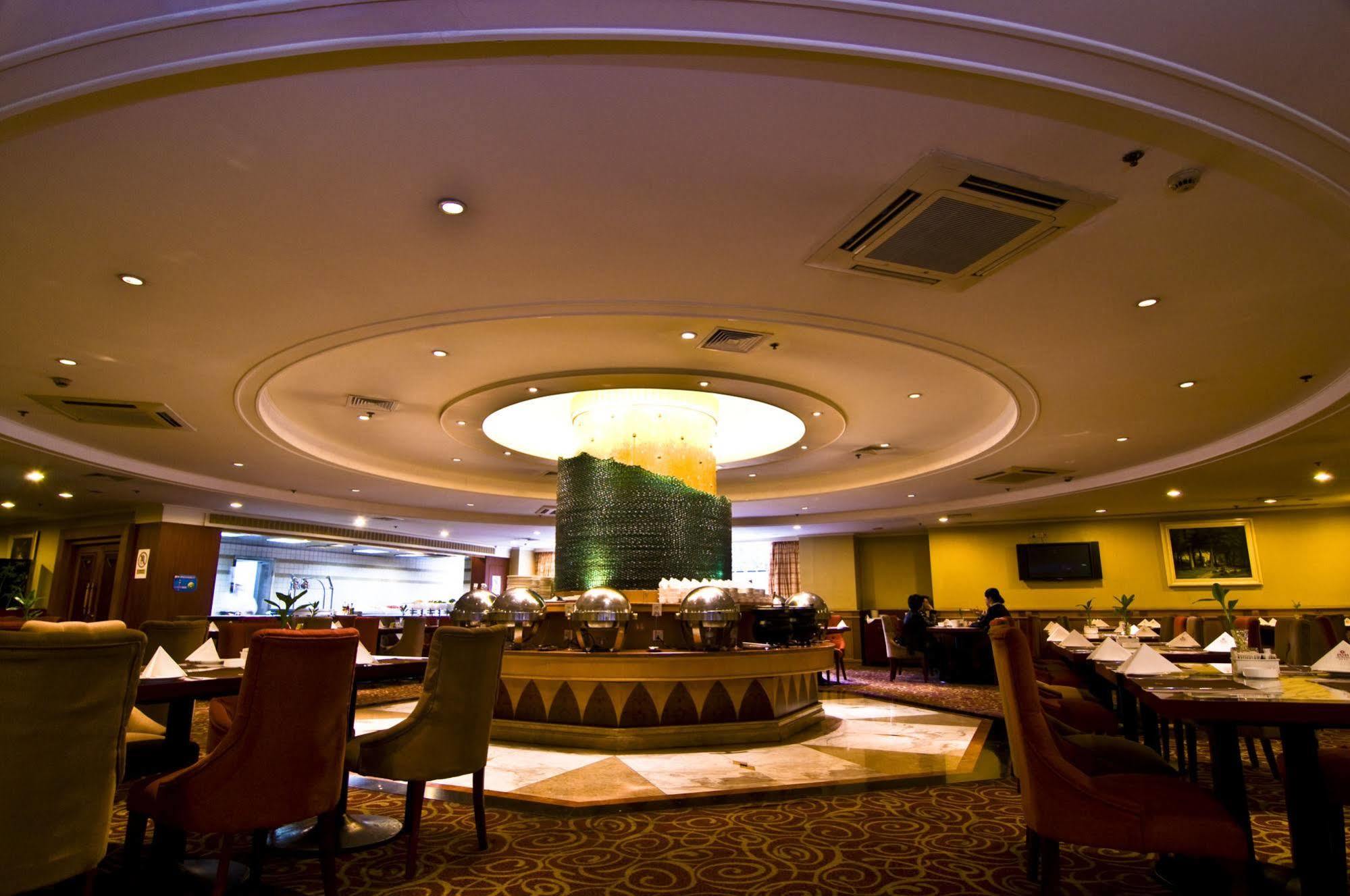 Luxemon Pudong Hotel