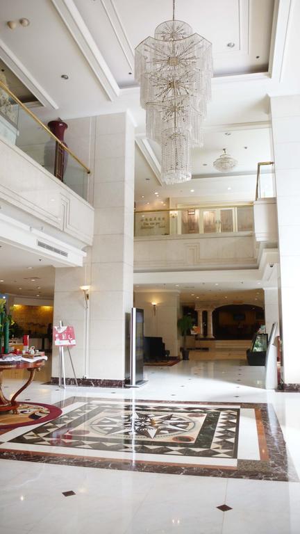Hotel Luxemon Pudong Shanghai
