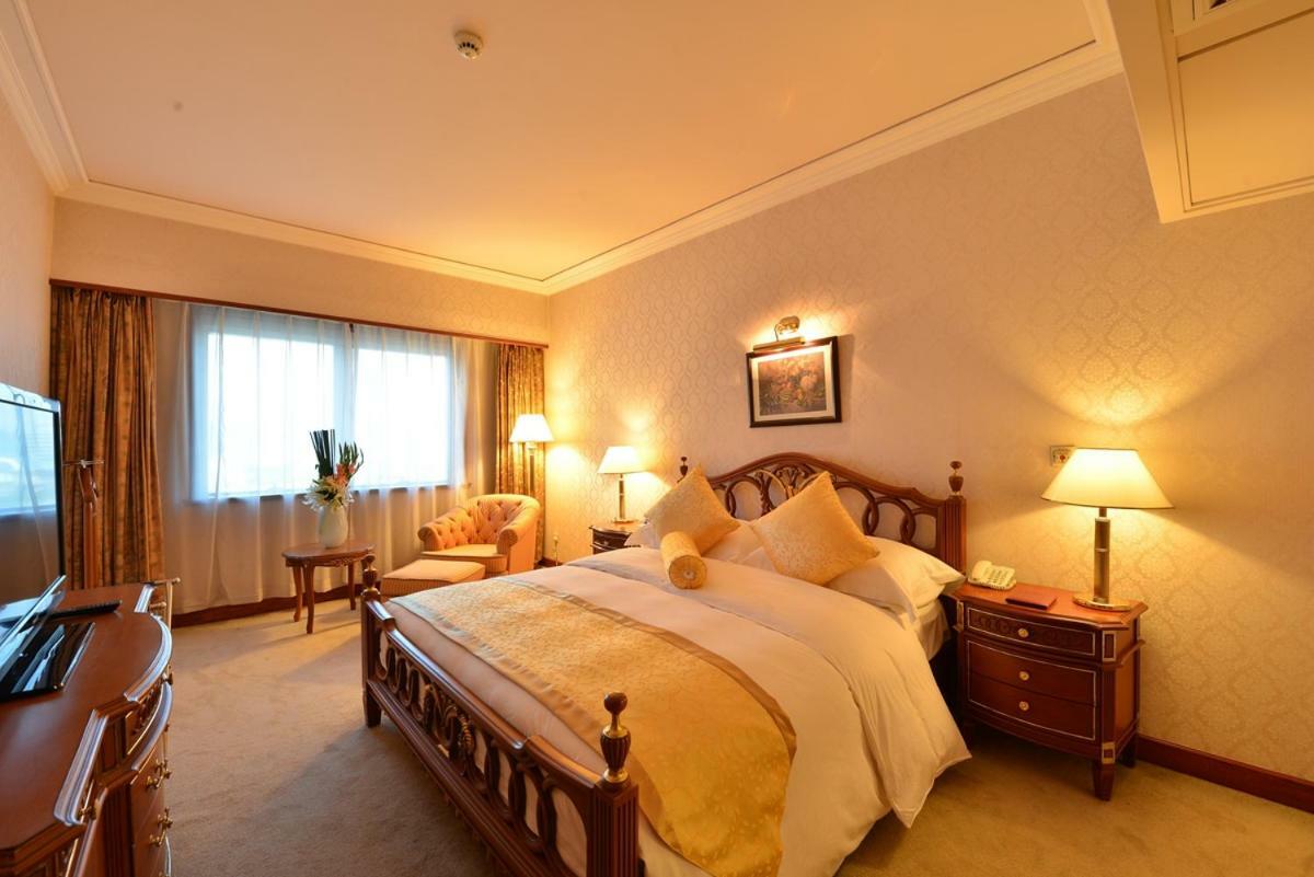 Hotel Luxemon Pudong Shanghai
